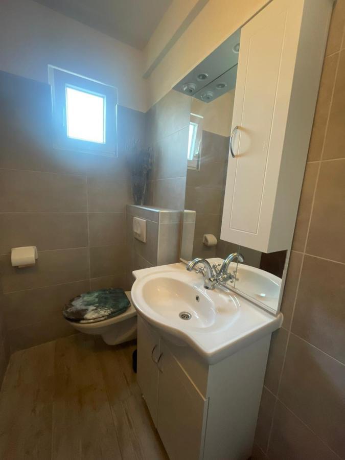 Studio Apartment Dona Trogir Luaran gambar