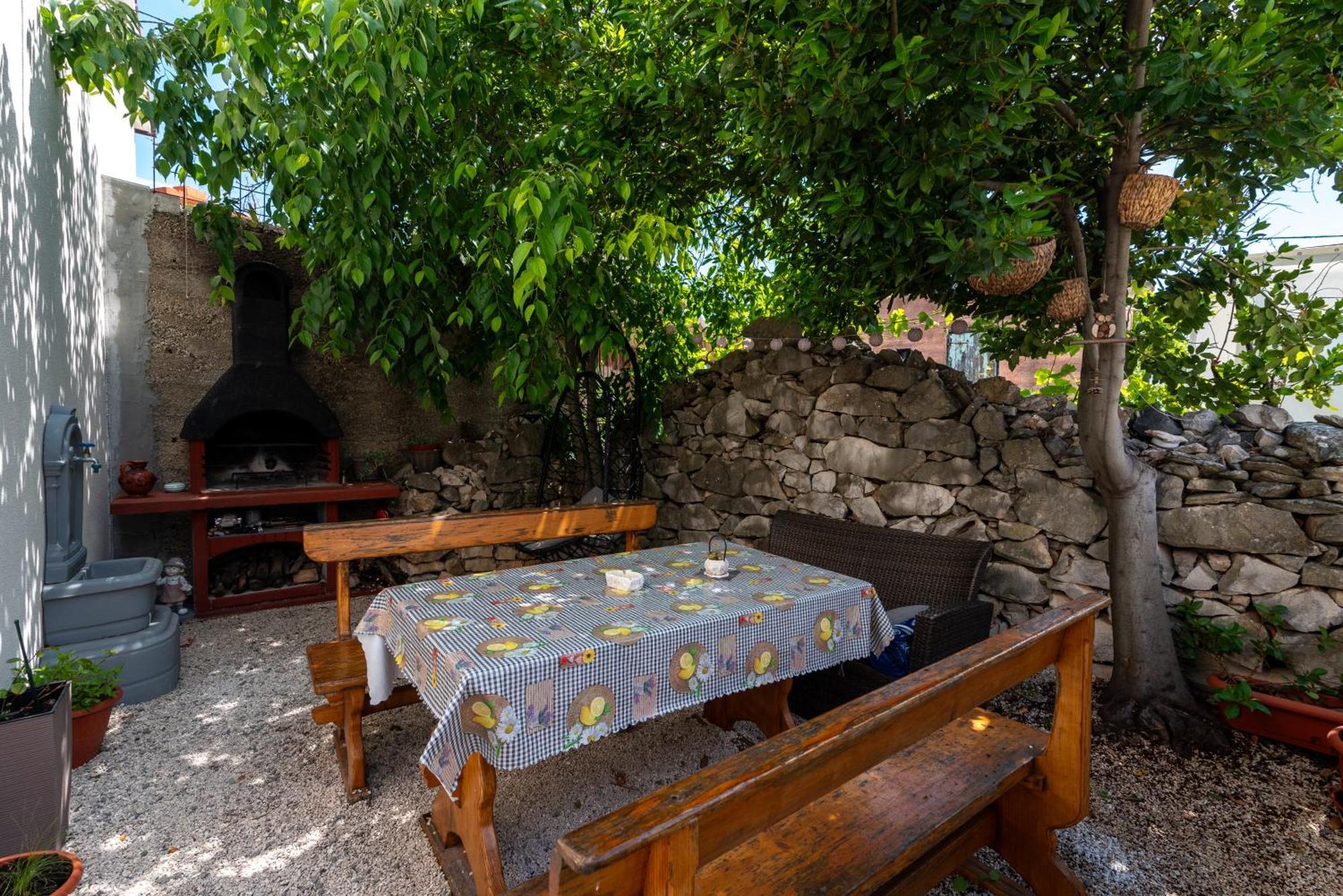 Studio Apartment Dona Trogir Luaran gambar