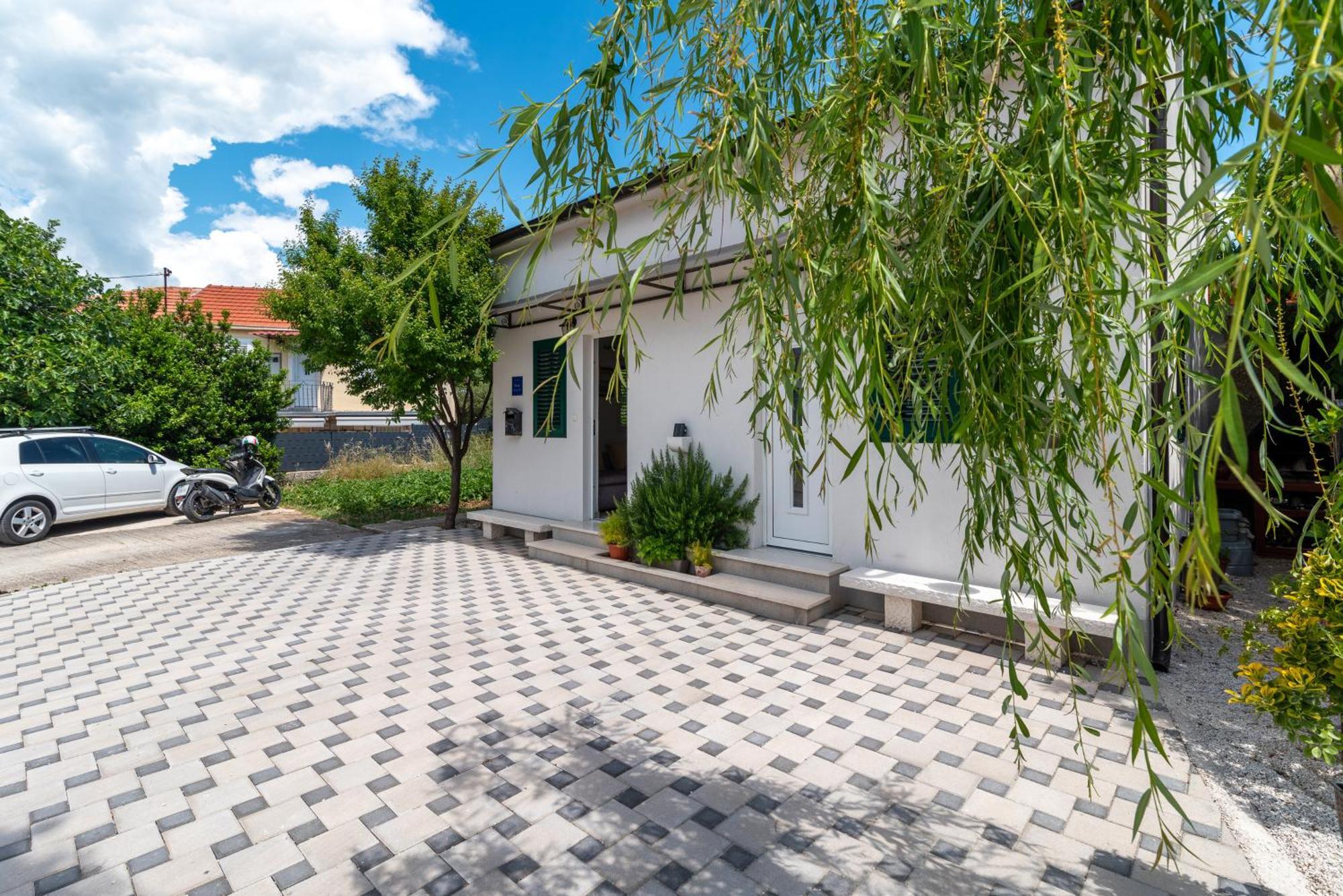 Studio Apartment Dona Trogir Luaran gambar