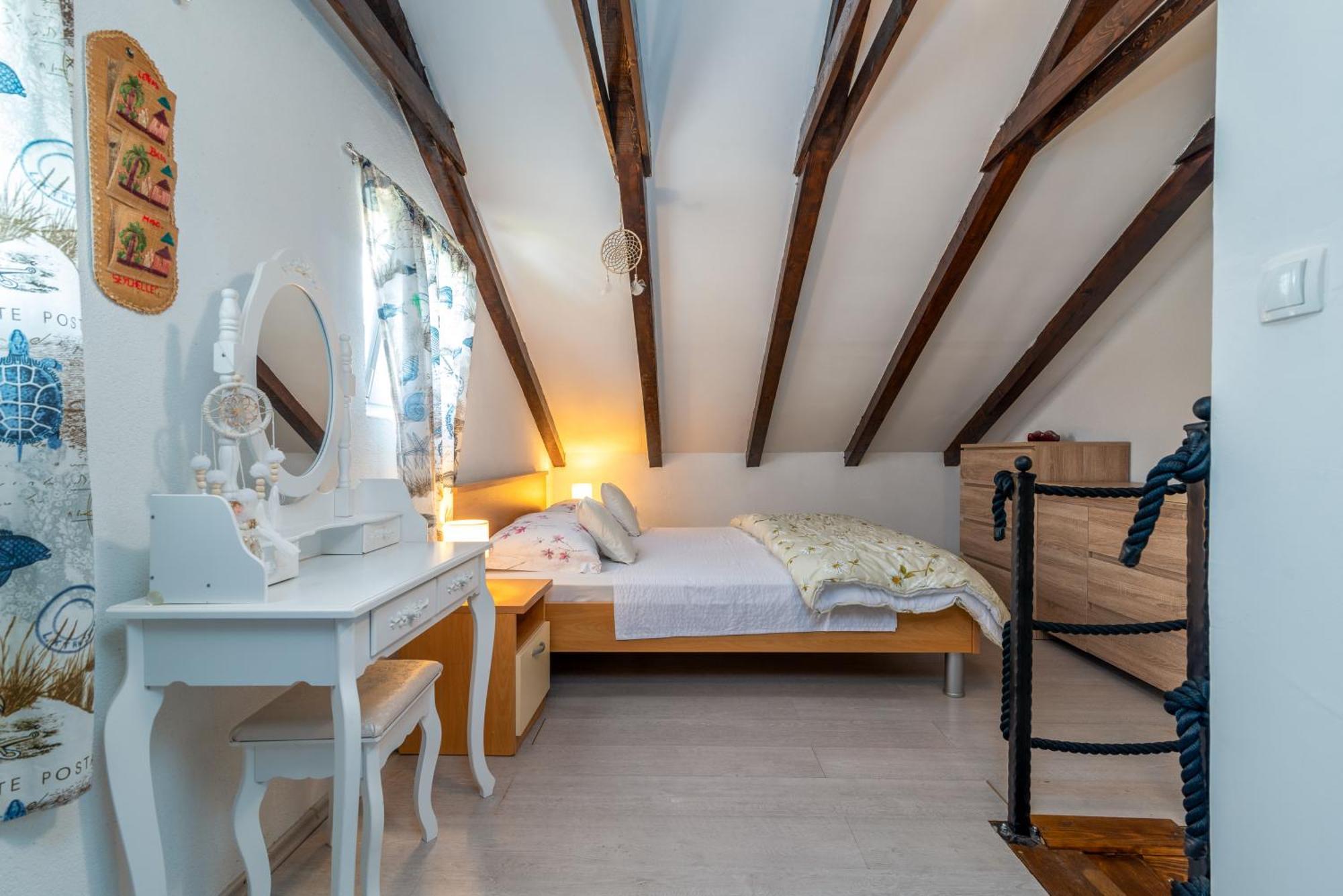 Studio Apartment Dona Trogir Luaran gambar