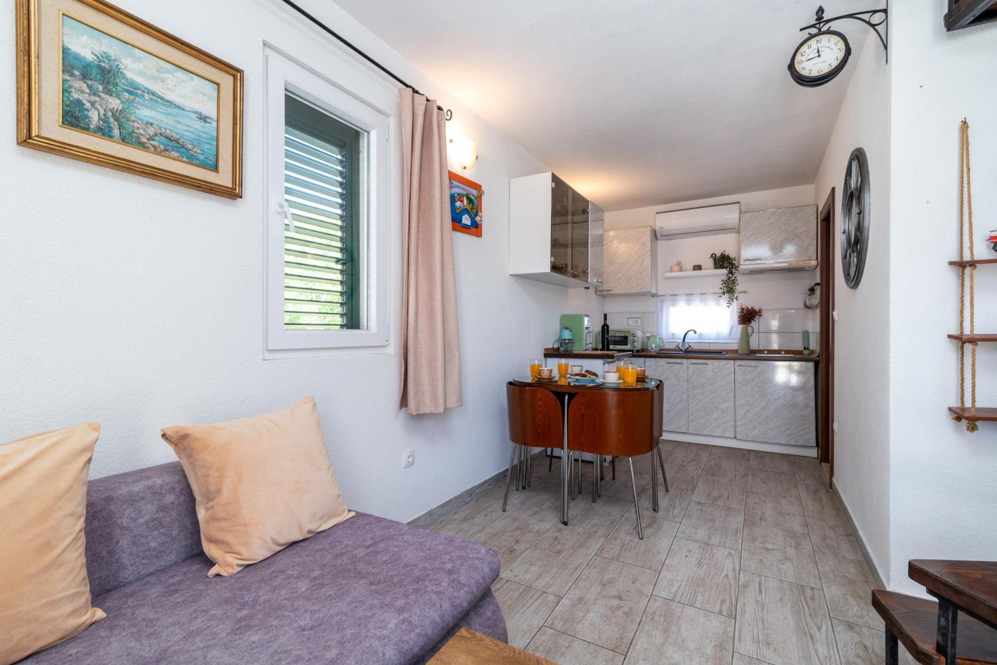 Studio Apartment Dona Trogir Luaran gambar